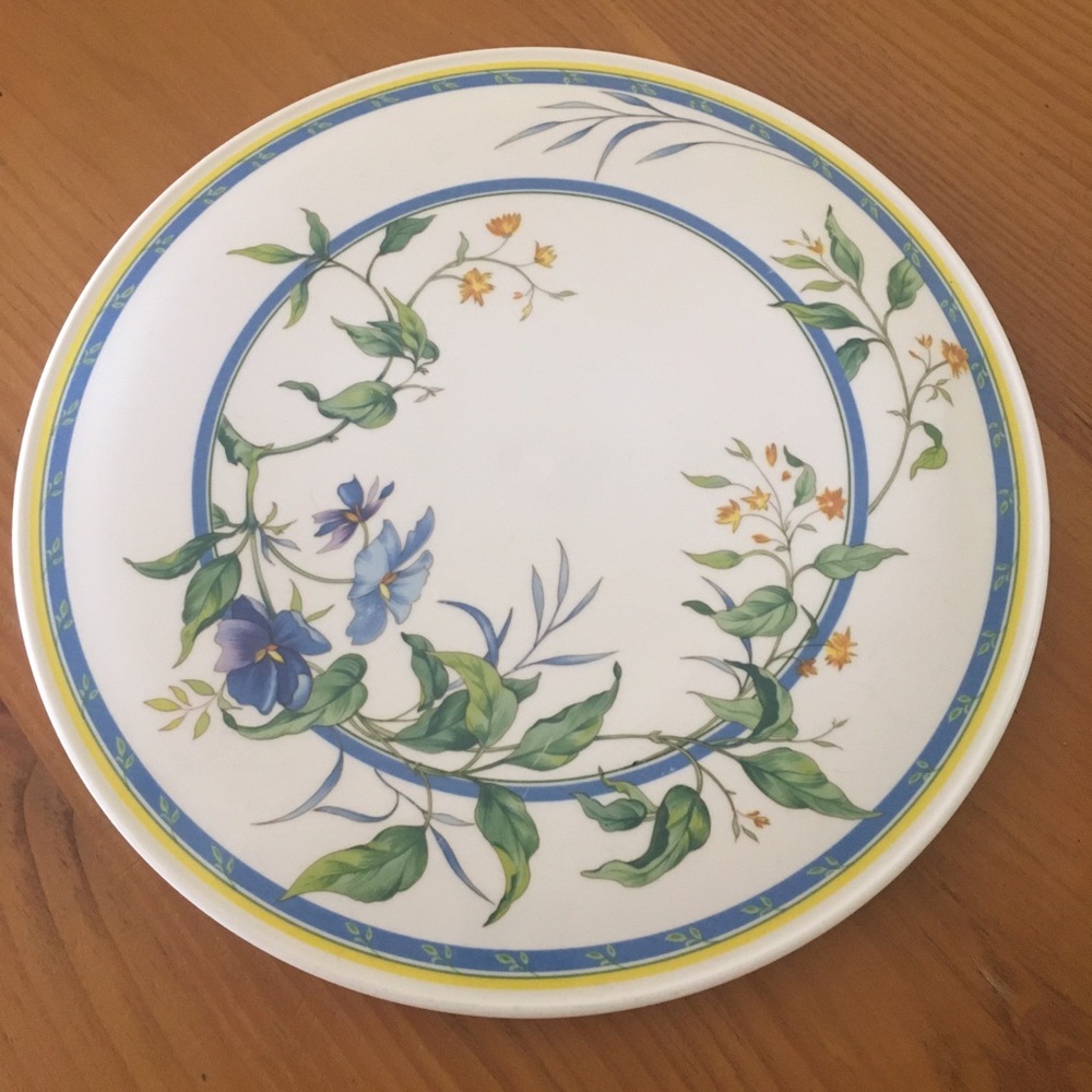 ROYAL WORCHESTER CAKE SERVING PLATE